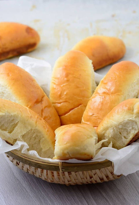 BAKEWELL HOT DOG BUNS 5 PCS - Uplift Things